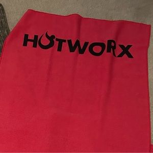 Hotworx towel - ONLY